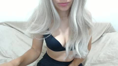 Snapshot of camillebunny chatting on 07.10.26 CamilleBunny online show from 07.10.26
