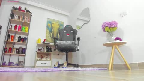 camillevega_01 online show from 12.17.25