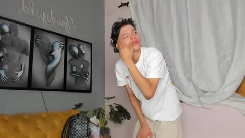 Snapshot of camillo_virgil chatting on 11.29.25 Camillo Virgil online show from 11.29.25