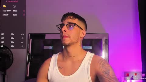 Snapshot of camilo_ospina_ chatting on 03.02.25 INDEPENDENT MODEL online show from 03.02.25