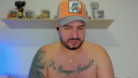 Snapshot of camilo_restrepo21 chatting on 03.25.26 camilo_restrepo21 online show from 03.25.26