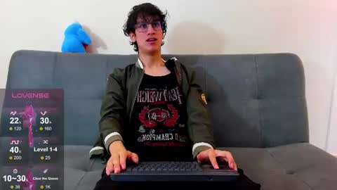 Snapshot of camilo_stark chatting on 07.14.26 Camilo online show from 07.14.26