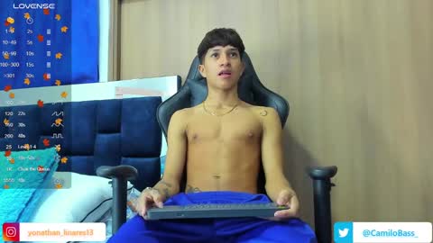 Snapshot of camilobass_ chatting on 02.02.25 Camilo Bass online show from 02.02.25