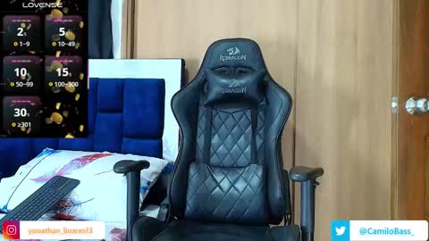 Snapshot of camilobass_ chatting on 09.21.25 Camilo Bass online show from 09.21.25