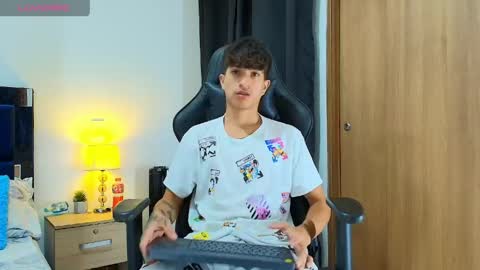Camilo Bass online show from 05.10.26