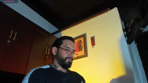 Snapshot of camilomayer chatting on 02.11.26 Camilo online show from 02.11.26