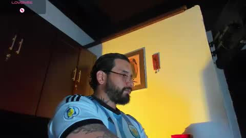 Snapshot of camilomayer chatting on 02.23.26 Camilo online show from 02.23.26