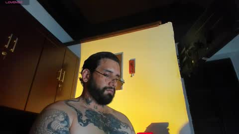 Snapshot of camilomayer chatting on 03.06.26 Camilo online show from 03.06.26