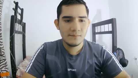 Snapshot of camilowhite_ chatting on 10.06.25 Camilowhite online show from 10.06.25