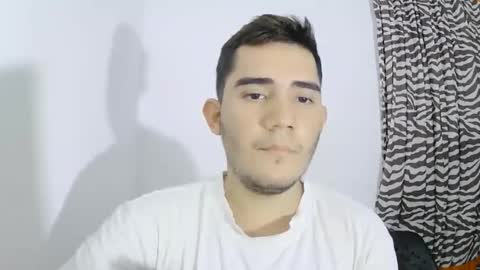 Snapshot of camilowhite_ chatting on 10.20.25 Camilowhite online show from 10.20.25