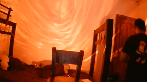 Snapshot of camilowhite_ chatting on 11.17.25 Camilowhite online show from 11.17.25