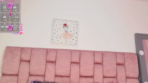 Snapshot of camiluxe chatting on 03.20.26 camiluxe online show from 03.20.26