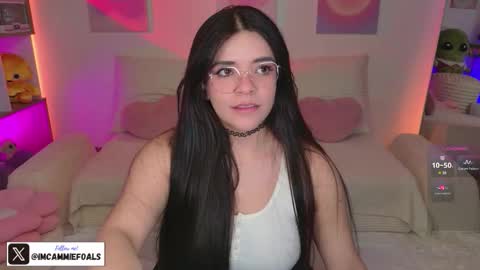 Snapshot of cammiefoalss chatting on 12.15.25 Lets reach 200 thumbs up online show from 12.15.25