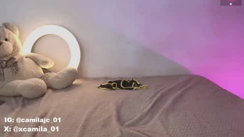 Snapshot of cammile_cole chatting on 09.27.25 Laura Camila online show from 09.27.25