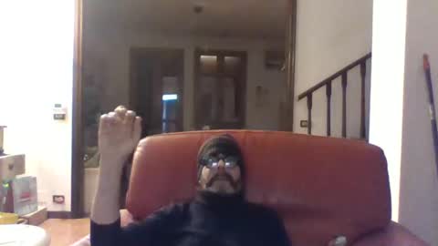 Snapshot of camomilla72 chatting on 02.22.25 Cristian online show from 02.22.25