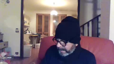 Snapshot of camomilla72 chatting on 02.25.25 Cristian online show from 02.25.25