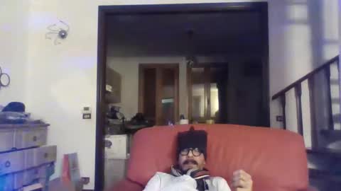 Snapshot of camomilla72 chatting on 09.22.25 Cristian online show from 09.22.25