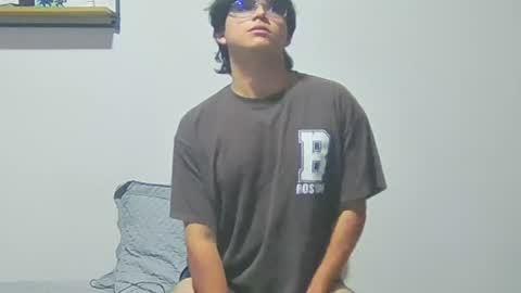 Snapshot of camp_velvet chatting on 03.26.26 Camilo online show from 03.26.26