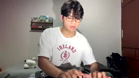 Snapshot of camp_velvet chatting on 05.14.26 Camilo online show from 05.14.26