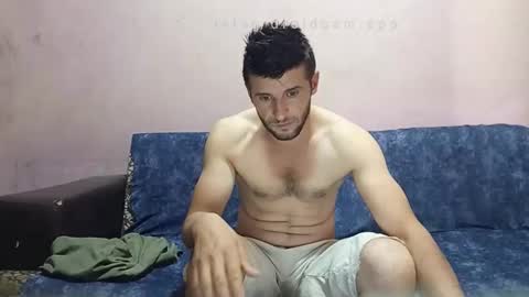Snapshot of camshow22cm chatting on 09.18.25 FREMAN online show from 09.18.25