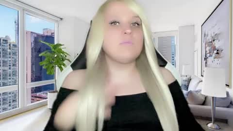 Miley online show from 02.28.25