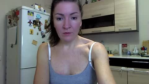 Taisia online show from 01.23.25