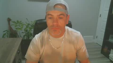 CanadianBacon6969 online show from 11.16.25