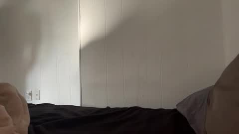 Snapshot of canadianboy204 chatting on 10.02.25 canadianboy204 online show from 10.02.25