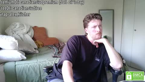Snapshot of canadianstud18 chatting on 12.30.24 Devon online show from 12.30.24