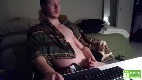 Snapshot of canadianstud18 chatting on 01.04.25 Devon online show from 01.04.25