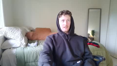 Snapshot of canadianstud18 chatting on 01.09.25 Devon online show from 01.09.25