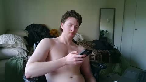 Snapshot of canadianstud18 chatting on 02.27.25 Devon online show from 02.27.25