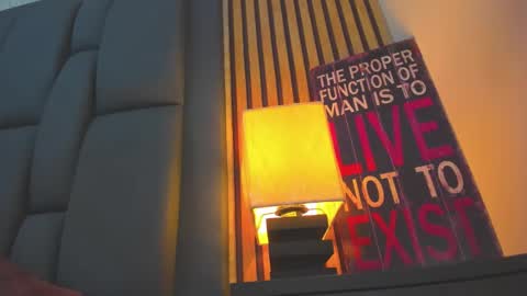 Snapshot of candela_collins chatting on 02.10.25 Candela online show from 02.10.25