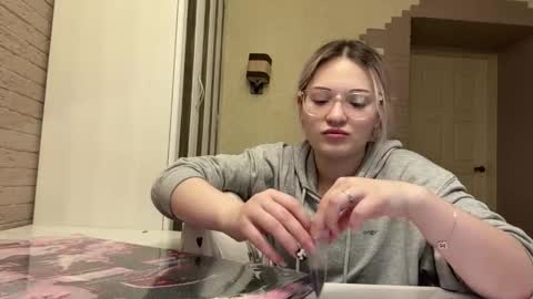 candelariahile online show from 02.16.26