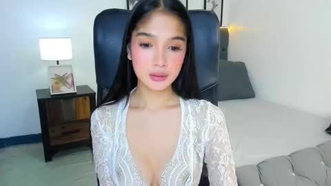 Snapshot of candiceferragamo chatting on 01.10.26 candiceferragamo online show from 01.10.26