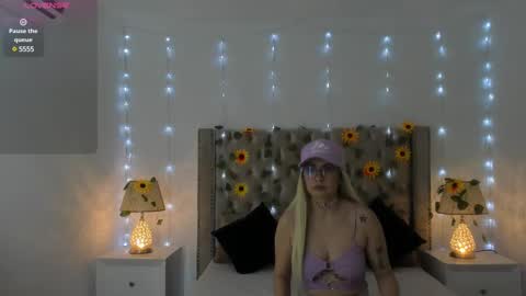 Snapshot of candiegilson__ chatting on 03.06.25 Candie  online show from 03.06.25