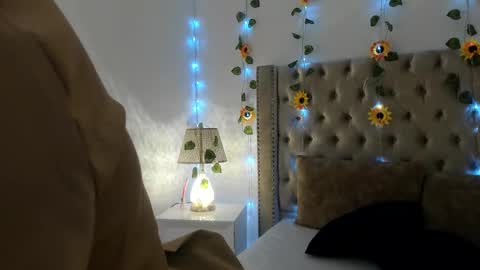 Snapshot of candiegilson__ chatting on 09.12.25 Candie  online show from 09.12.25