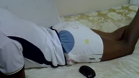 Snapshot of candiemaya chatting on 09.23.25 candiemaya online show from 09.23.25