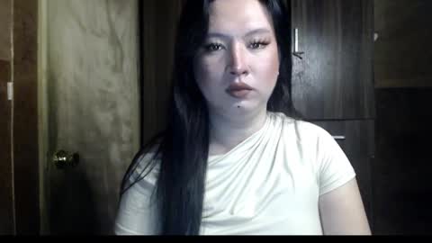 Snapshot of candiiice18 chatting on 11.24.25 candiiice18 online show from 11.24.25