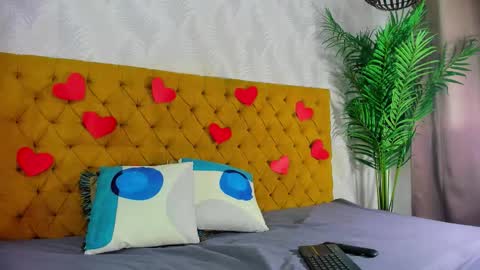 candise online show from 09.20.25