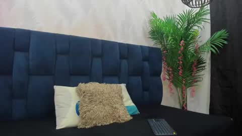 candise online show from 11.28.25