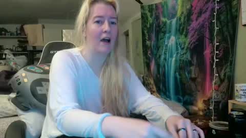 Snapshot of candismiths chatting on 05.14.26 Candi online show from 05.14.26