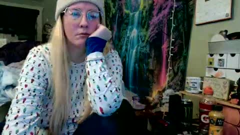 Snapshot of candismiths chatting on 05.17.26 Candi online show from 05.17.26