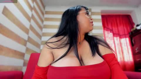 Snapshot of candy_browm1 chatting on 10.01.25 Candy Brown online show from 10.01.25