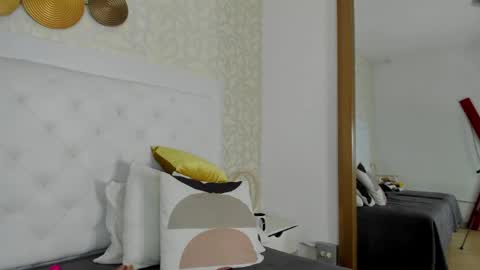 candy eyes  online show from 06.05.26
