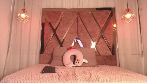 Snapshot of candy_gardeen chatting on 09.17.25 CANDY online show from 09.17.25