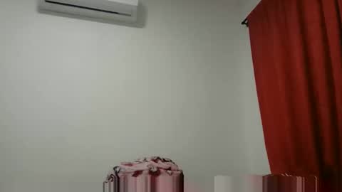 KIANA online show from 09.28.25