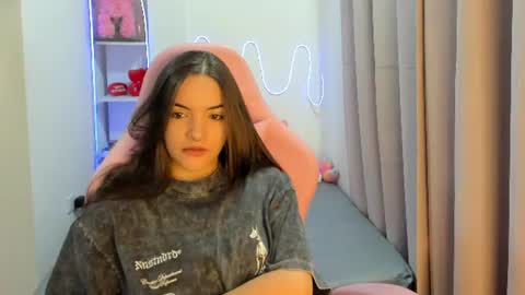 candy_kitty7343 online show from 06.12.26