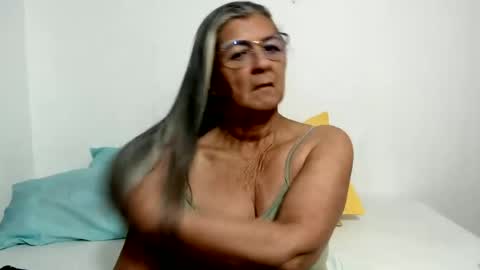 Snapshot of candy_mature_ chatting on 06.28.26 candy online show from 06.28.26