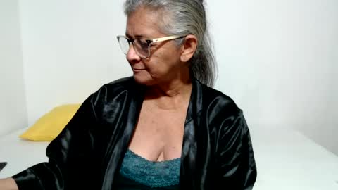 Snapshot of candy_mature_ chatting on 07.13.26 candy online show from 07.13.26
